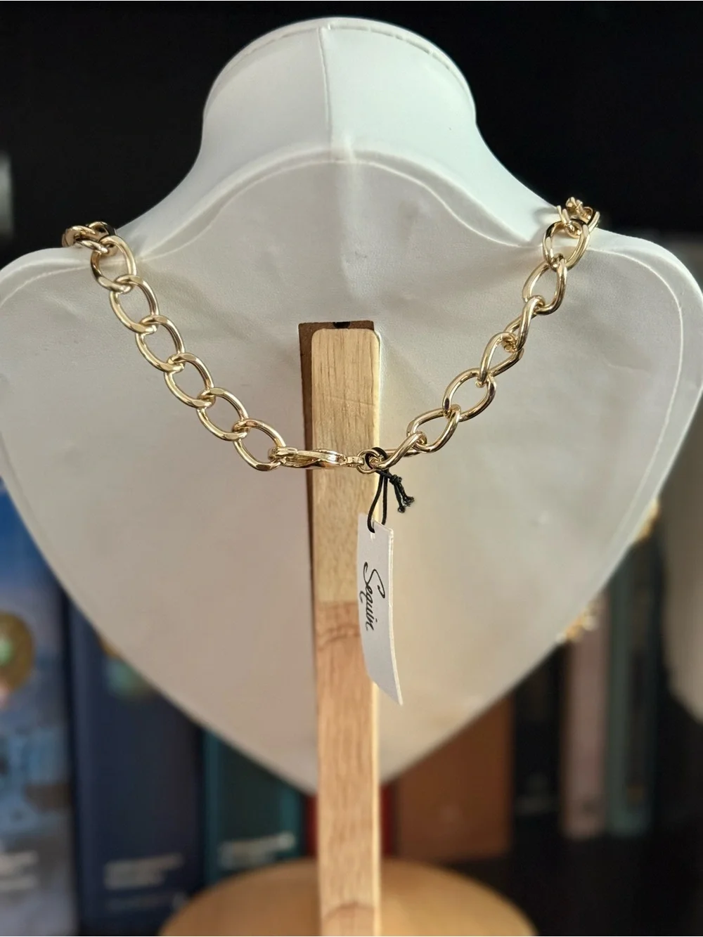 NWT Sequin Gold-Tone Sea Charms Chunky Statement Necklace with Starfish & Shells